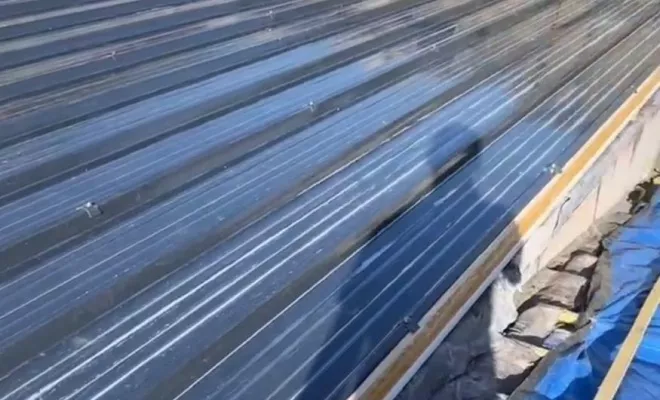 Couverture, Toulouse, Les Toits Roses