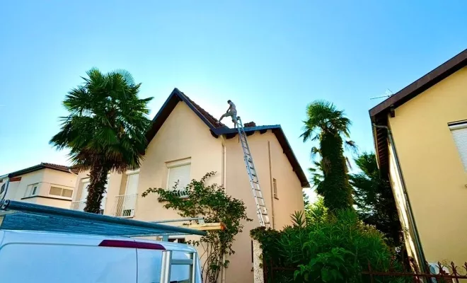 Couverture, Toulouse, Les Toits Roses