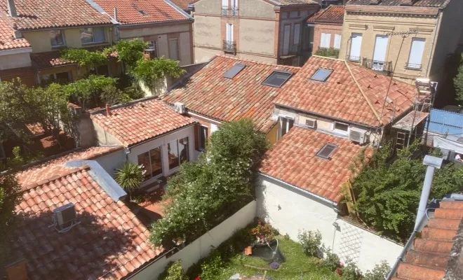 Couverture, Toulouse, Les Toits Roses